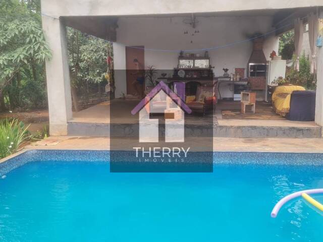 #CA0596 - Casa para Venda em Araraquara - SP