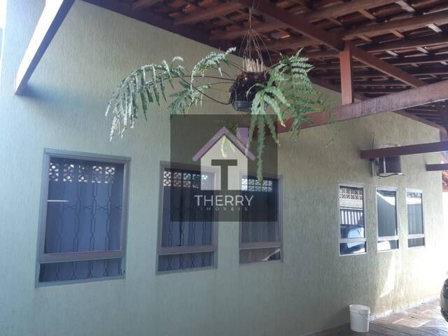 Casa para Venda em Araraquara - 3