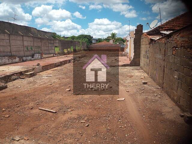 Casa para Venda em Araraquara - 3