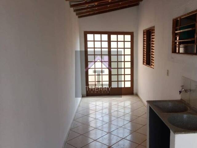 Casa para Venda em Araraquara - 2
