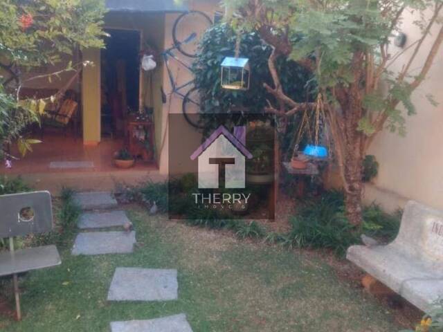 Casa para Venda em Araraquara - 2