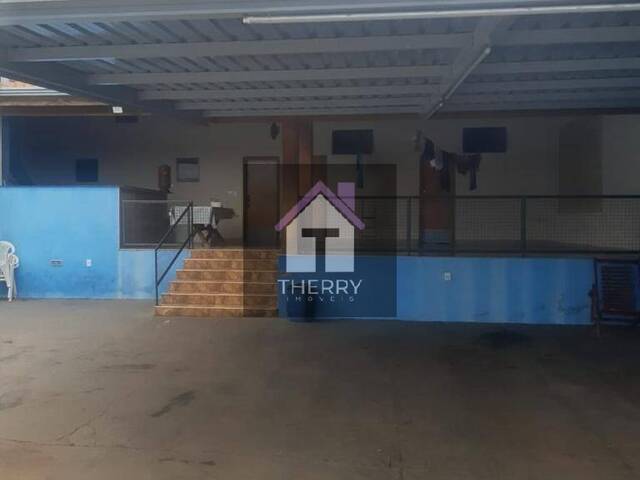 Casa para Venda em Araraquara - 3