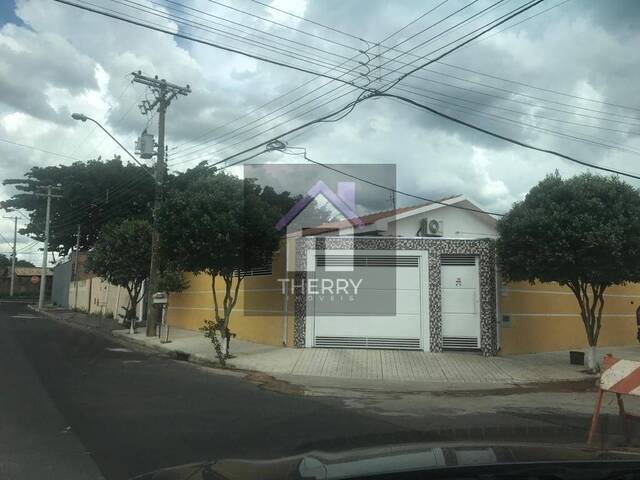 Casa para Venda em Araraquara - 3