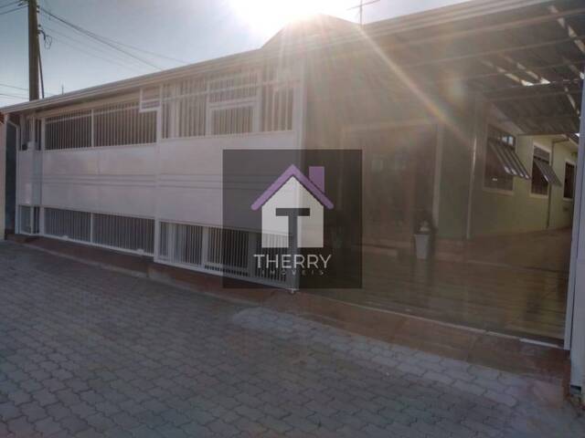 Casa para Venda em Araraquara - 2