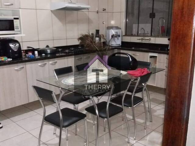 Casa para Venda em Matão - 5