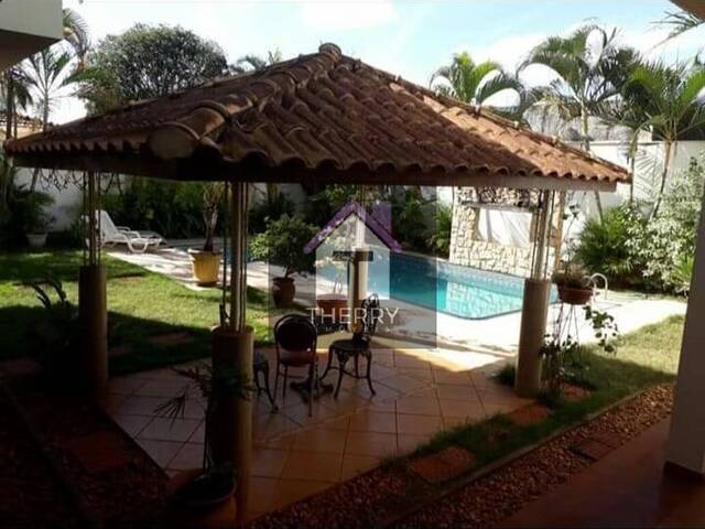 #CA0917 - Sobrado para Venda em Araraquara - SP