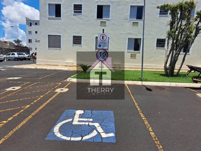 Apartamento para Venda em Araraquara - 3