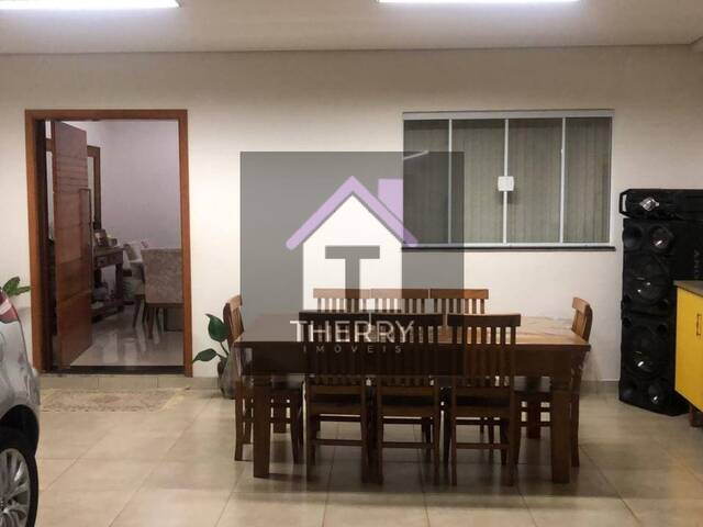 #CA0927 - Sobrado para Venda em Araraquara - SP
