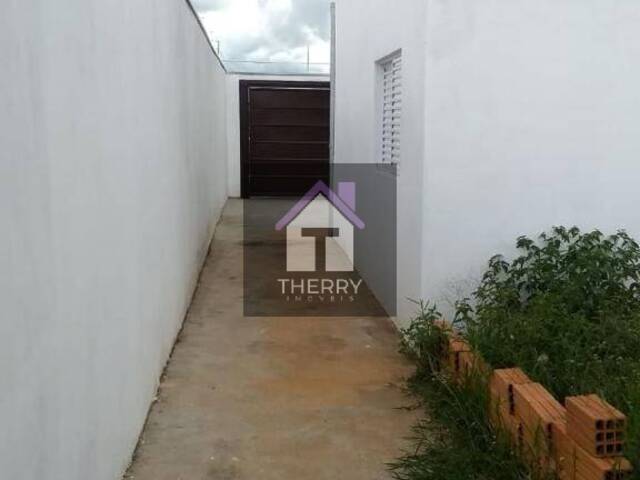 Casa para Venda em Araraquara - 3