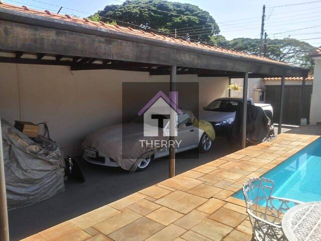 #CA0934 - Casa para Venda em Araraquara - SP