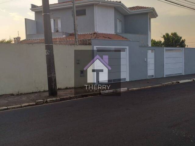 Sobrado para Venda em Araraquara - 5