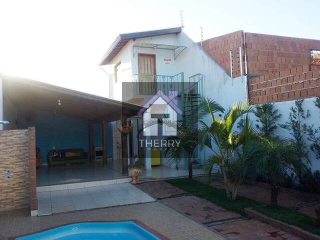 Casa para Venda em Araraquara - 3