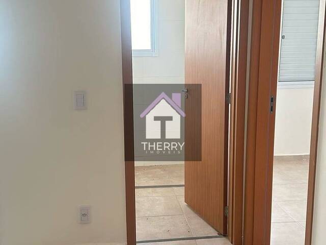 Apartamento para Venda em Araraquara - 5