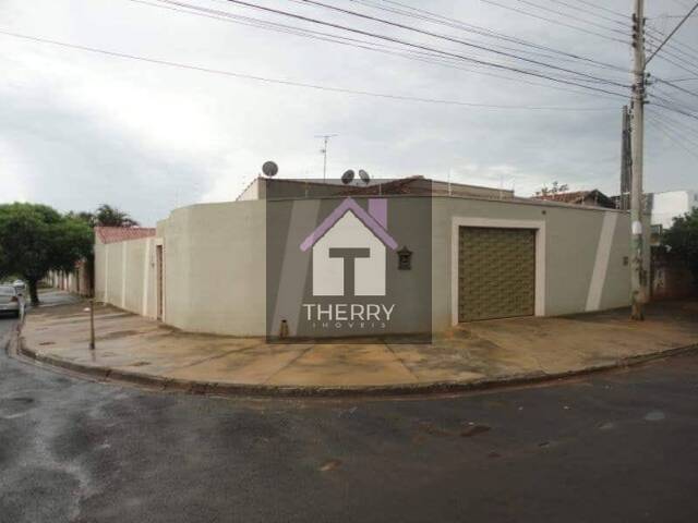 Casa para Venda em Araraquara - 2