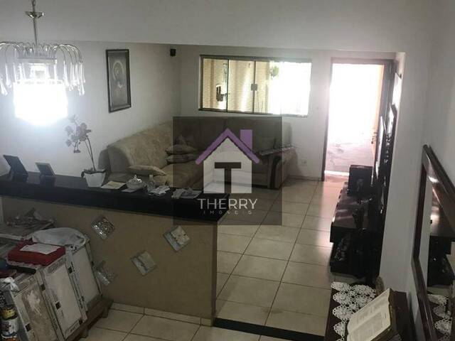 Sobrado para Venda em Araraquara - 5
