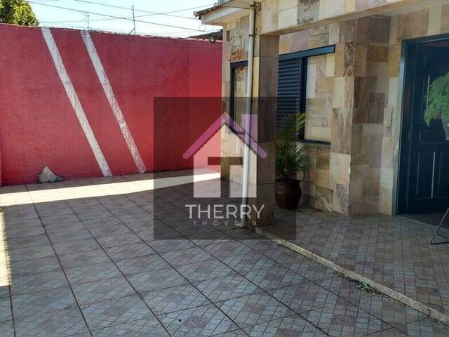 Casa para Venda em Araraquara - 3