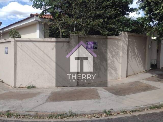 Casa para Venda em Araraquara - 3