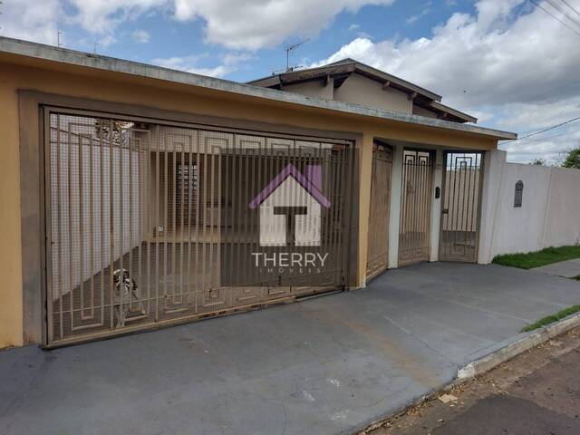 Casa para Venda em Araraquara - 3