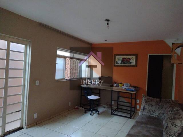 Casa para Venda em Araraquara - 2