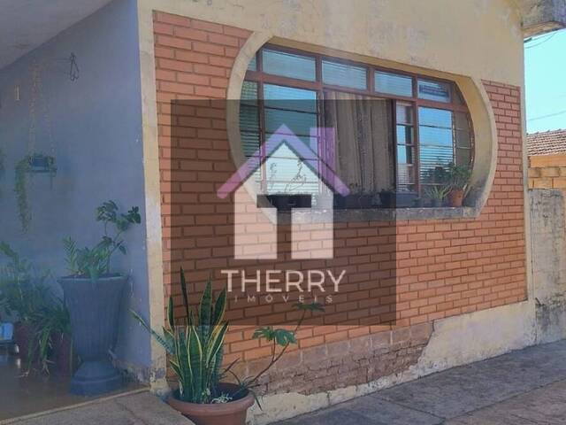 Casa para Venda em Araraquara - 3