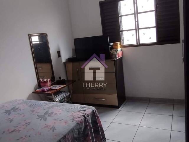 Casa para Venda em Araraquara - 4