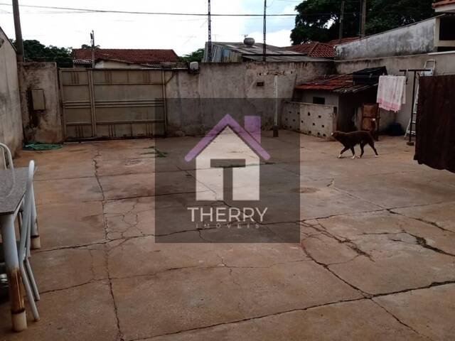 Casa para Venda em Araraquara - 2