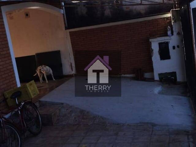 Casa para Venda em Araraquara - 2