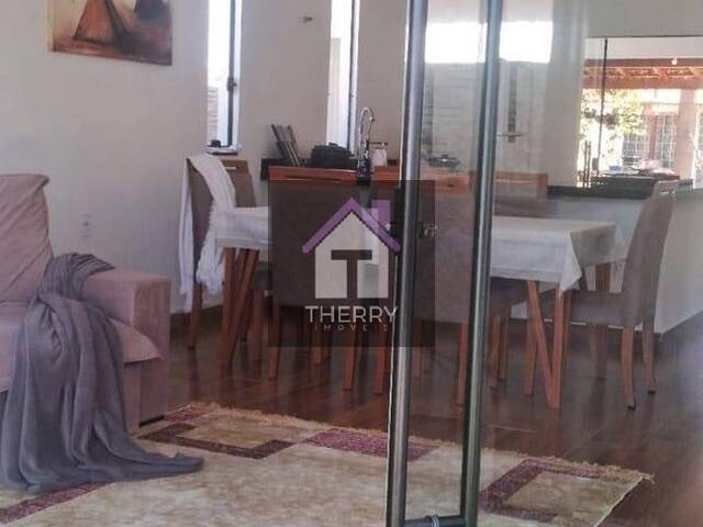 Casa para Venda em Araraquara - 5