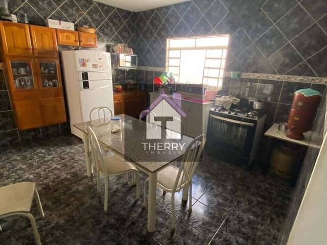 Casa para Venda em Araraquara - 5