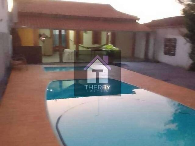 #CA1204 - Casa para Venda em Américo Brasiliense - SP