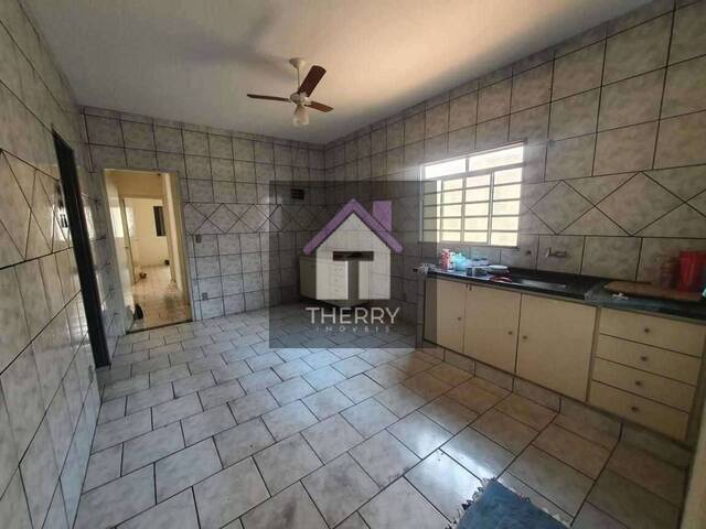 Casa para Venda em Araraquara - 4