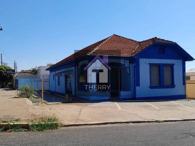 Venda em Centro - Matão