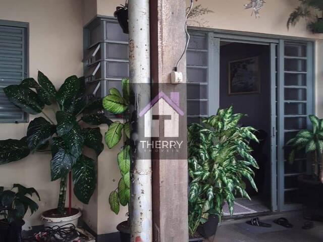 Casa para Venda em Araraquara - 3