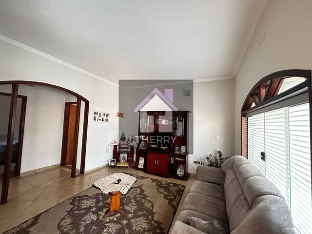 Casa para Venda em Araraquara - 3