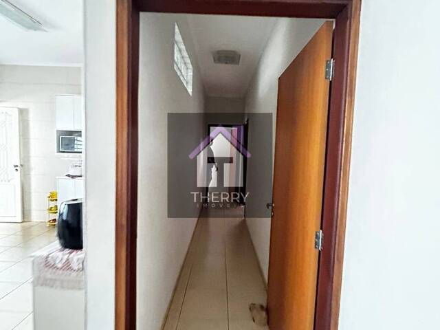 Casa para Venda em Araraquara - 5