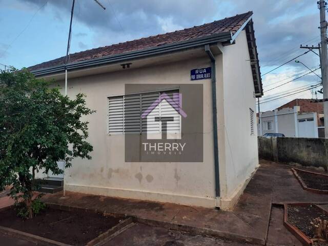 Casa para Venda em Araraquara - 3