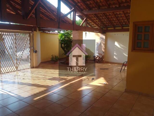Casa para Venda em Araraquara - 2