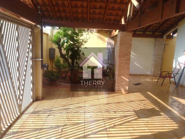 Casa para Venda em Araraquara - 3