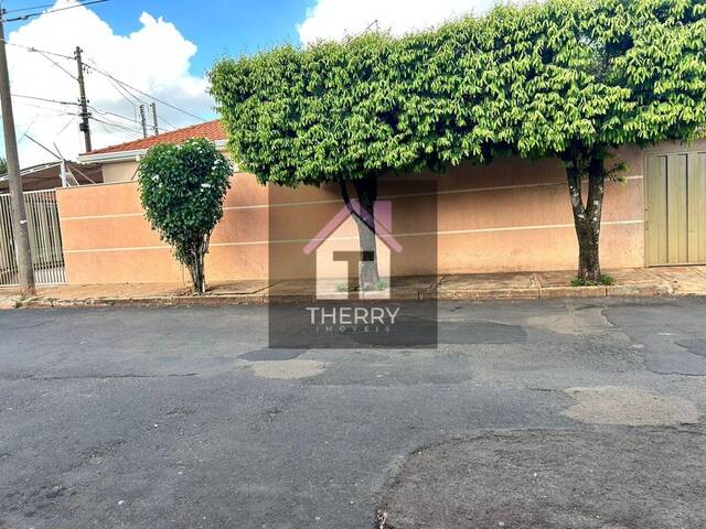 Casa para Venda em Araraquara - 2