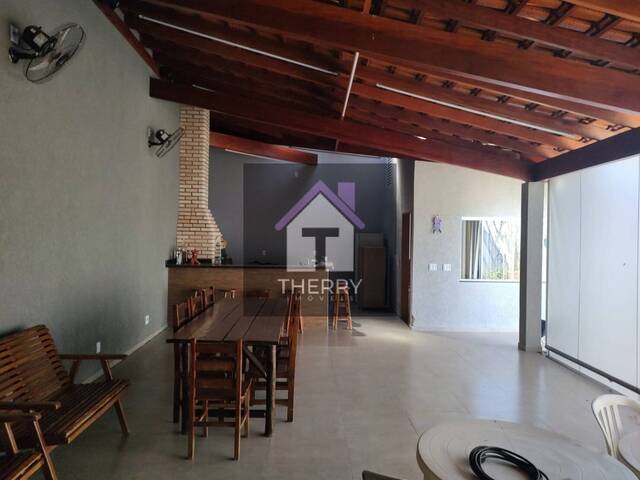 #CA1273 - Casa para Venda em Araraquara - SP