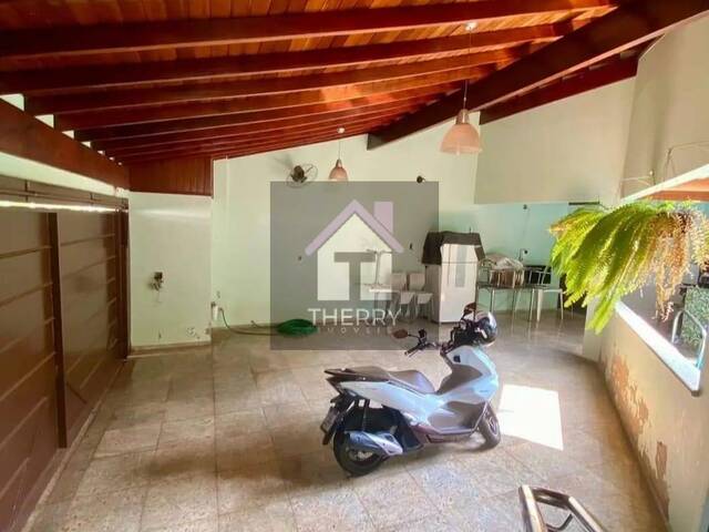 Casa para Venda em Araraquara - 2