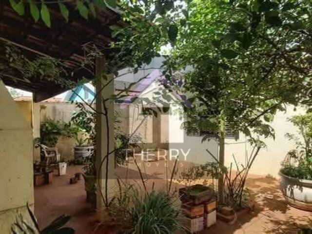 Casa para Venda em Araraquara - 2