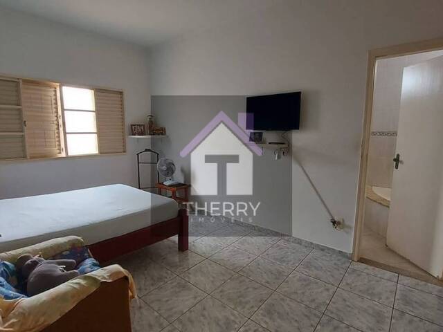 Casa para Venda em Araraquara - 2