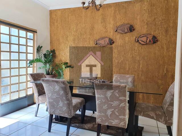 Casa para Venda em Araraquara - 4