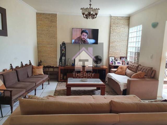 Casa para Venda em Araraquara - 3