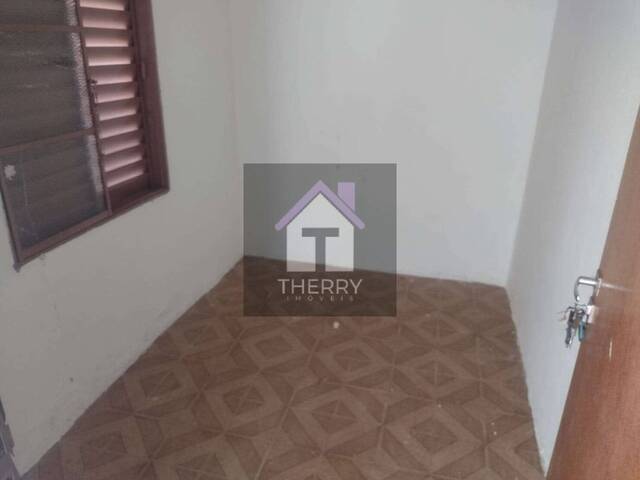 Casa para Venda em Araraquara - 3