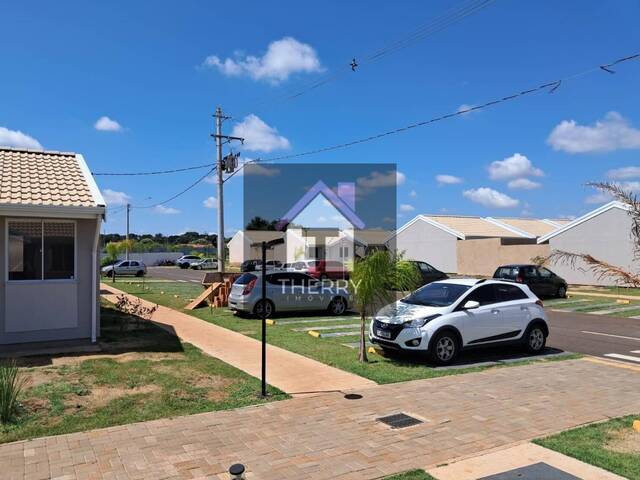 #CA1396 - Casa em condomínio para Venda em Araraquara - SP