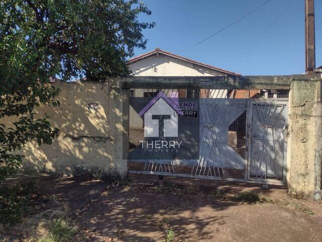 #CA1402 - Casa para Venda em Araraquara - SP