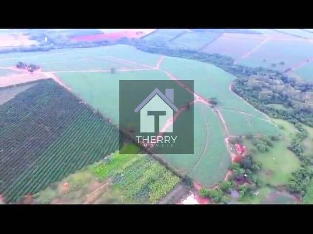 #CH0103 - Sítio para Venda em Tabatinga - SP
