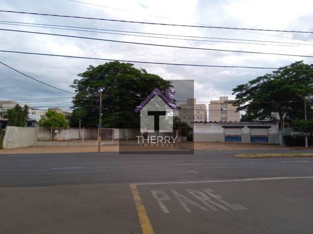 #CONJ0031 - Loja para Venda em Araraquara - SP
